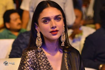 Aditi Rao Hydari at Antariksham Pre Release Event